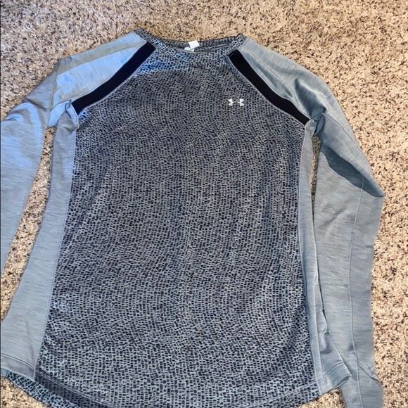 Under Armour Tops - Under armour top